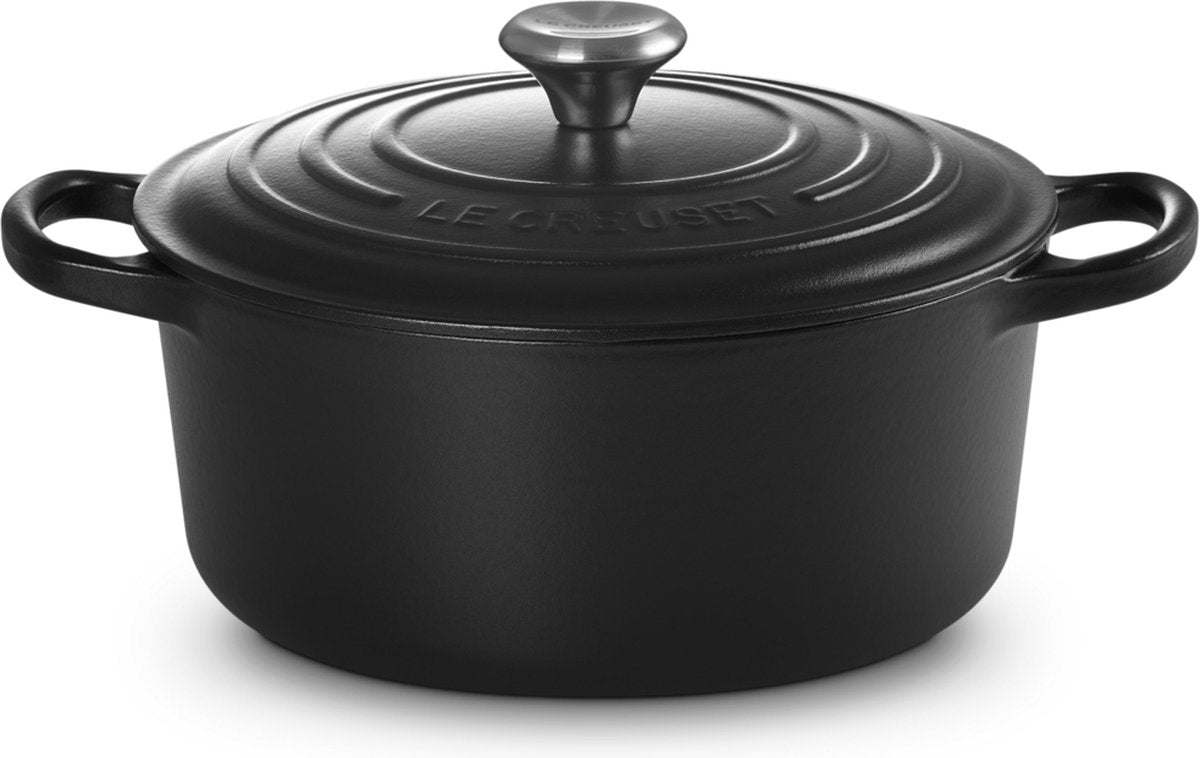 Le Creuset signature frying pan - 3.3 liters - 22 cm - black