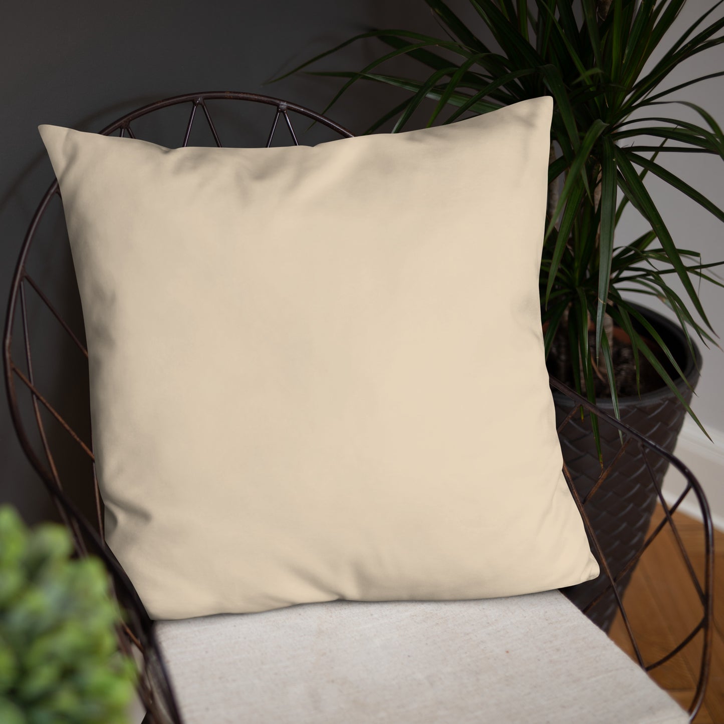 Classic Ghetteaux in Kente on Sand - Pillow