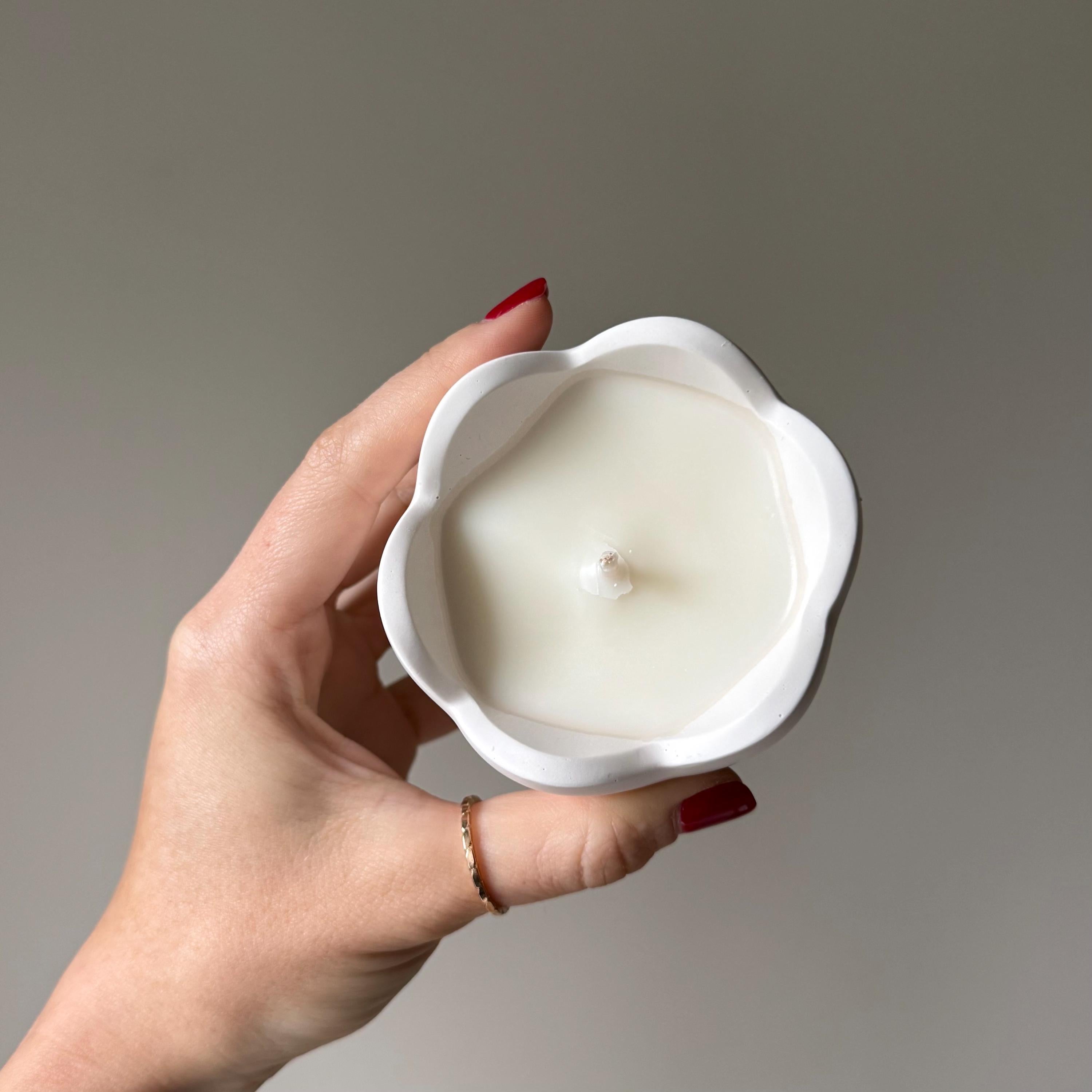 Flower Jar Soy Wax Candle | Handmade Jesmonite Vessel, Scented Candle-4